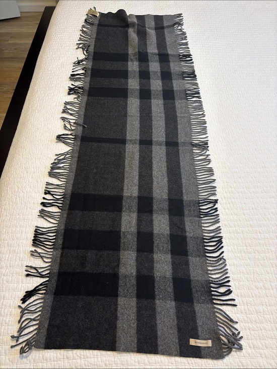 Burberry Accessories - Burberry Black & Gray double sided fringe wool scarf